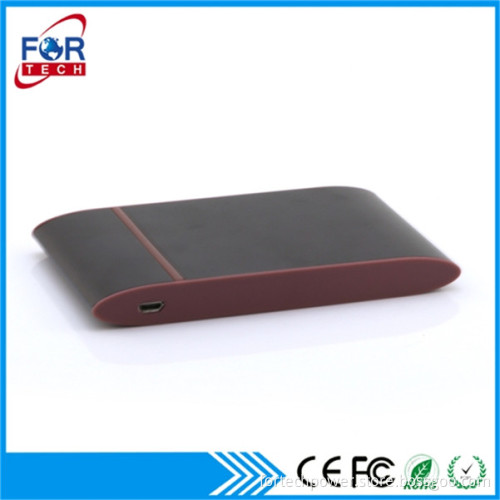 China Factory Manufacturer Oem Smartphone Custom Power Banks With Usb Cable Line